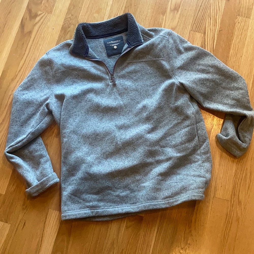 Men’s bass sweater
